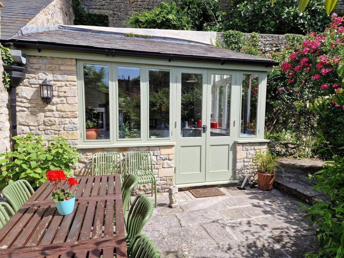 Lovely Property In The Heart Of Somerset, Sleeps 9 Shepton Mallet Exterior photo
