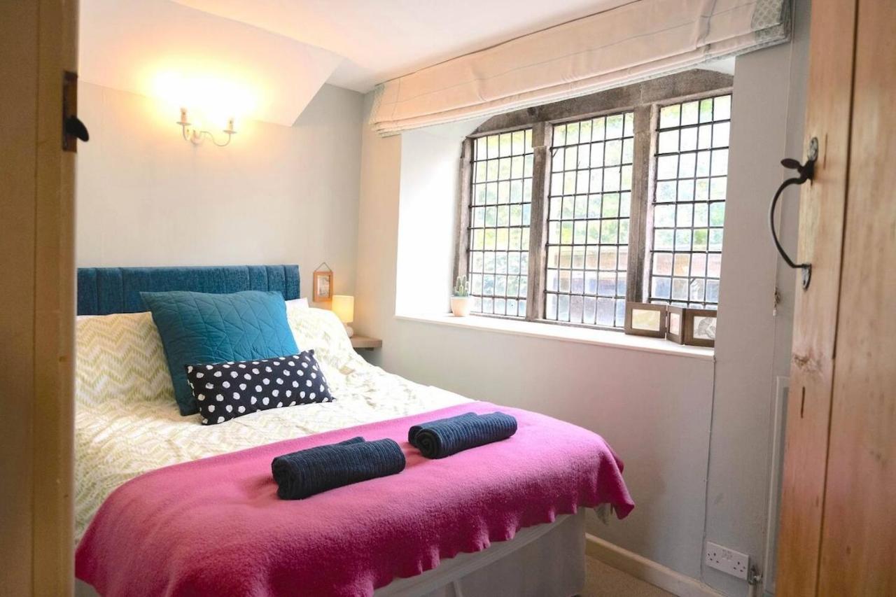 Lovely Property In The Heart Of Somerset, Sleeps 9 Shepton Mallet Exterior photo